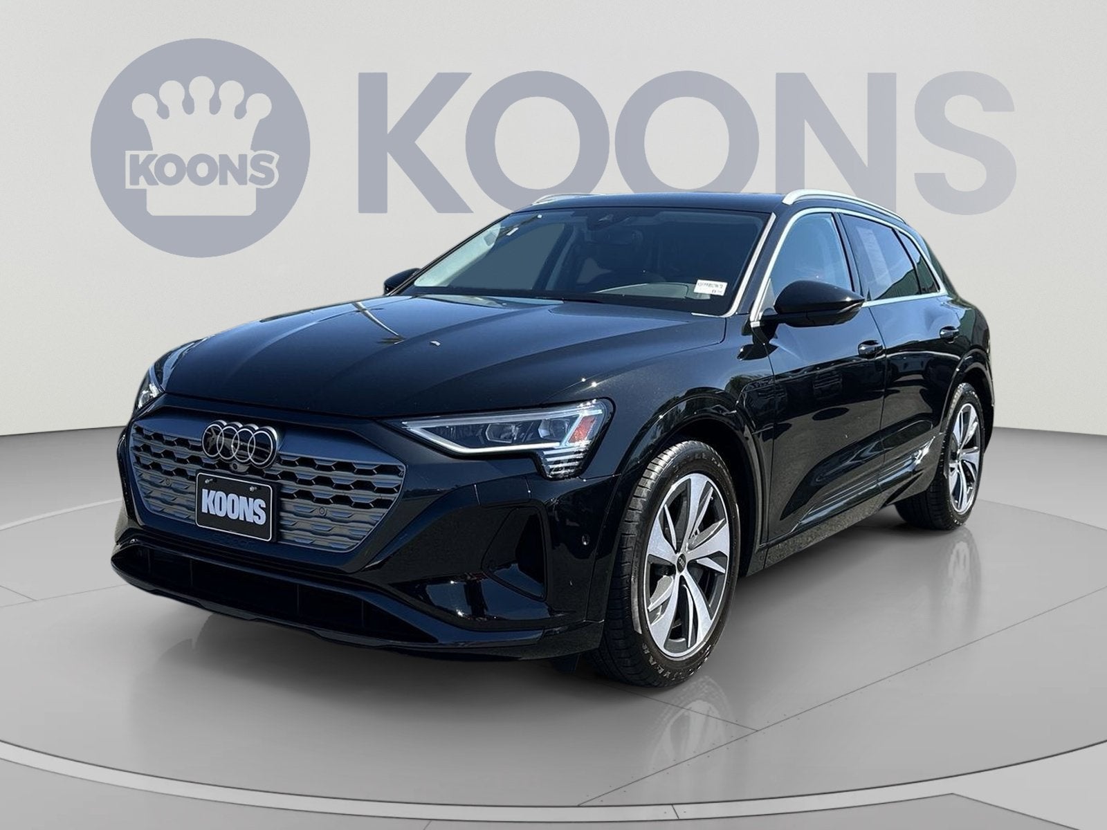 2024 Audi Q8 e-tron Premium Plus