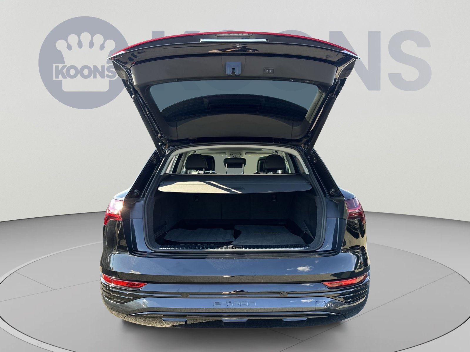 2024 Audi Q8 e-tron Premium Plus
