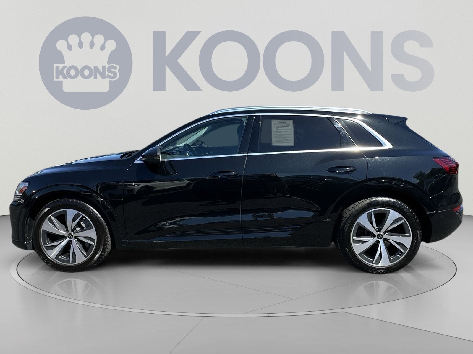 2024 Audi Q8 e-tron Premium Plus