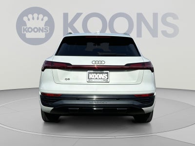 2024 Audi Q8 e-tron Premium Plus