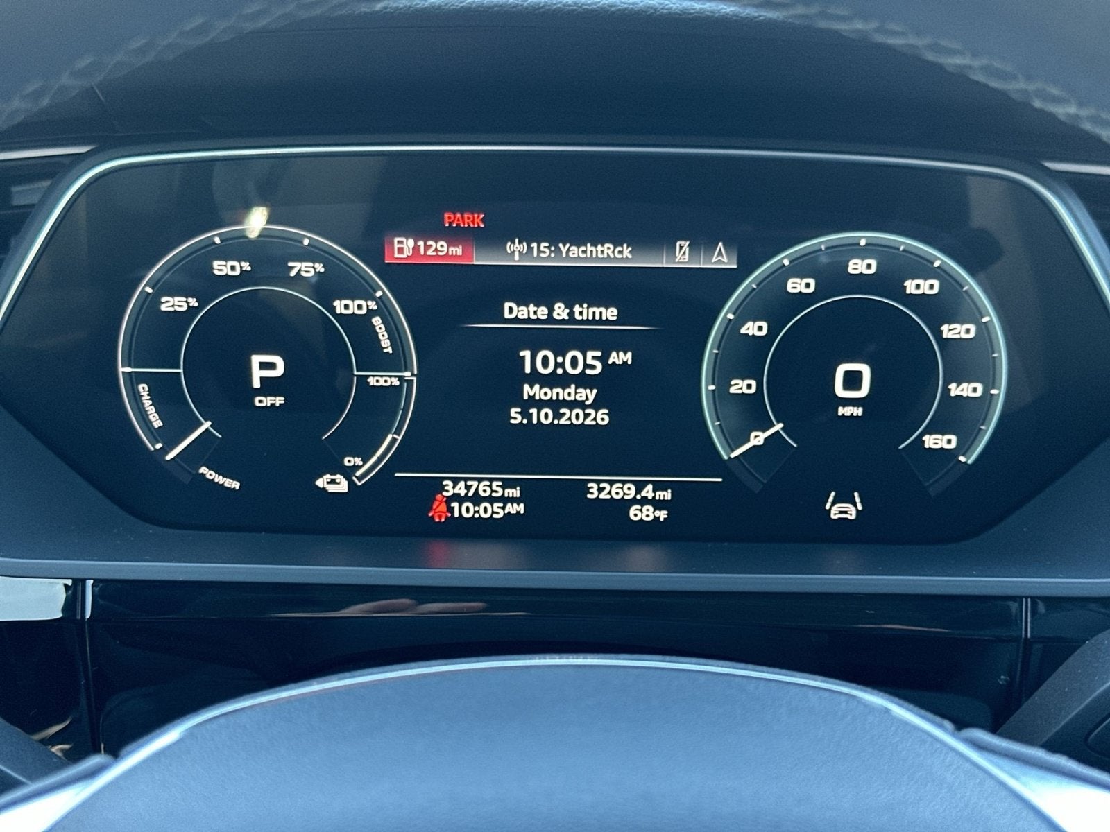 2024 Audi Q8 e-tron Premium Plus
