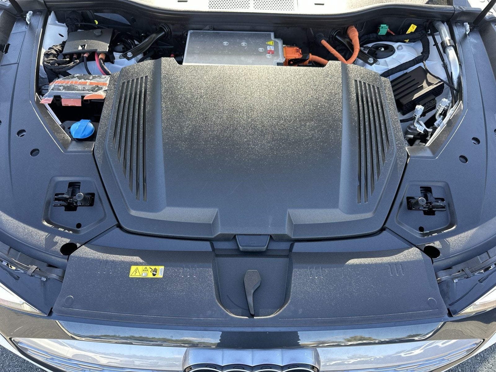 2024 Audi Q8 e-tron Premium Plus