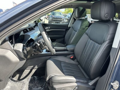 2024 Audi Q8 e-tron Prestige