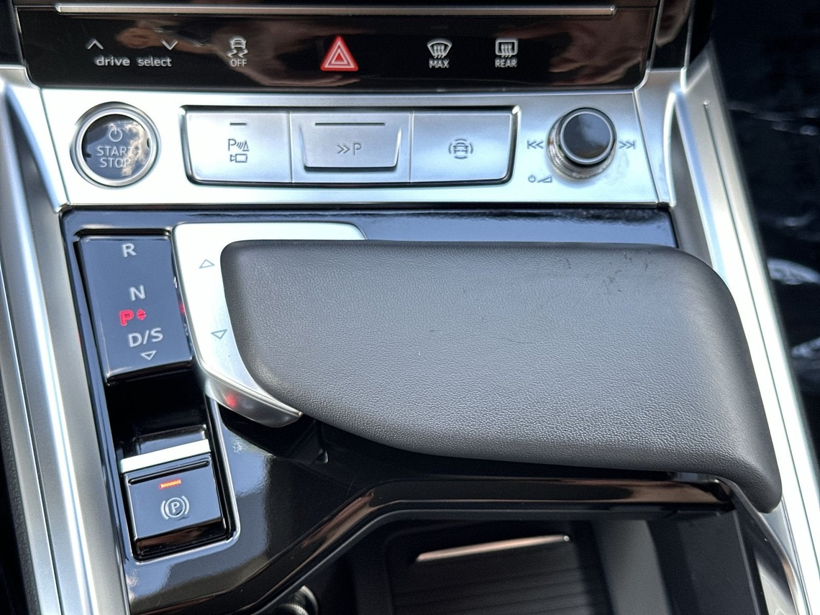 2024 Audi Q8 e-tron Prestige