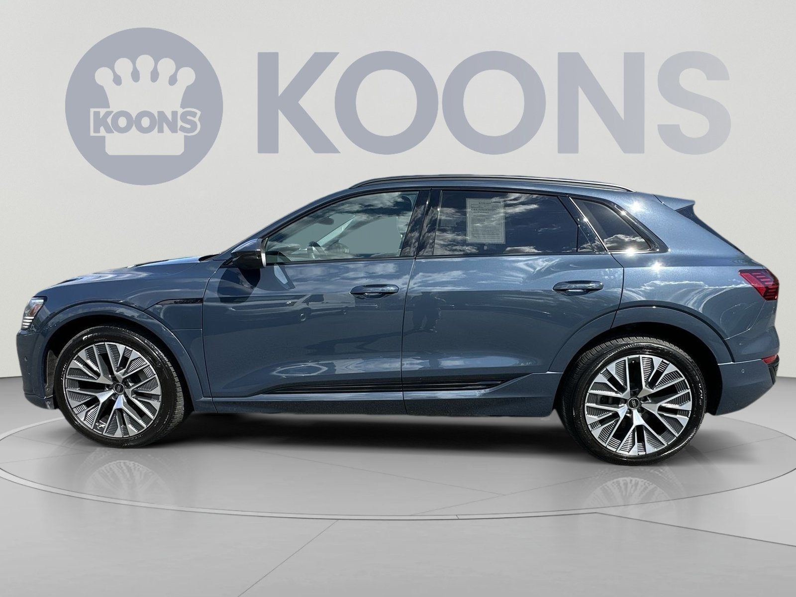 2024 Audi Q8 e-tron Prestige