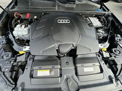 2022 Audi Q7 55 Premium