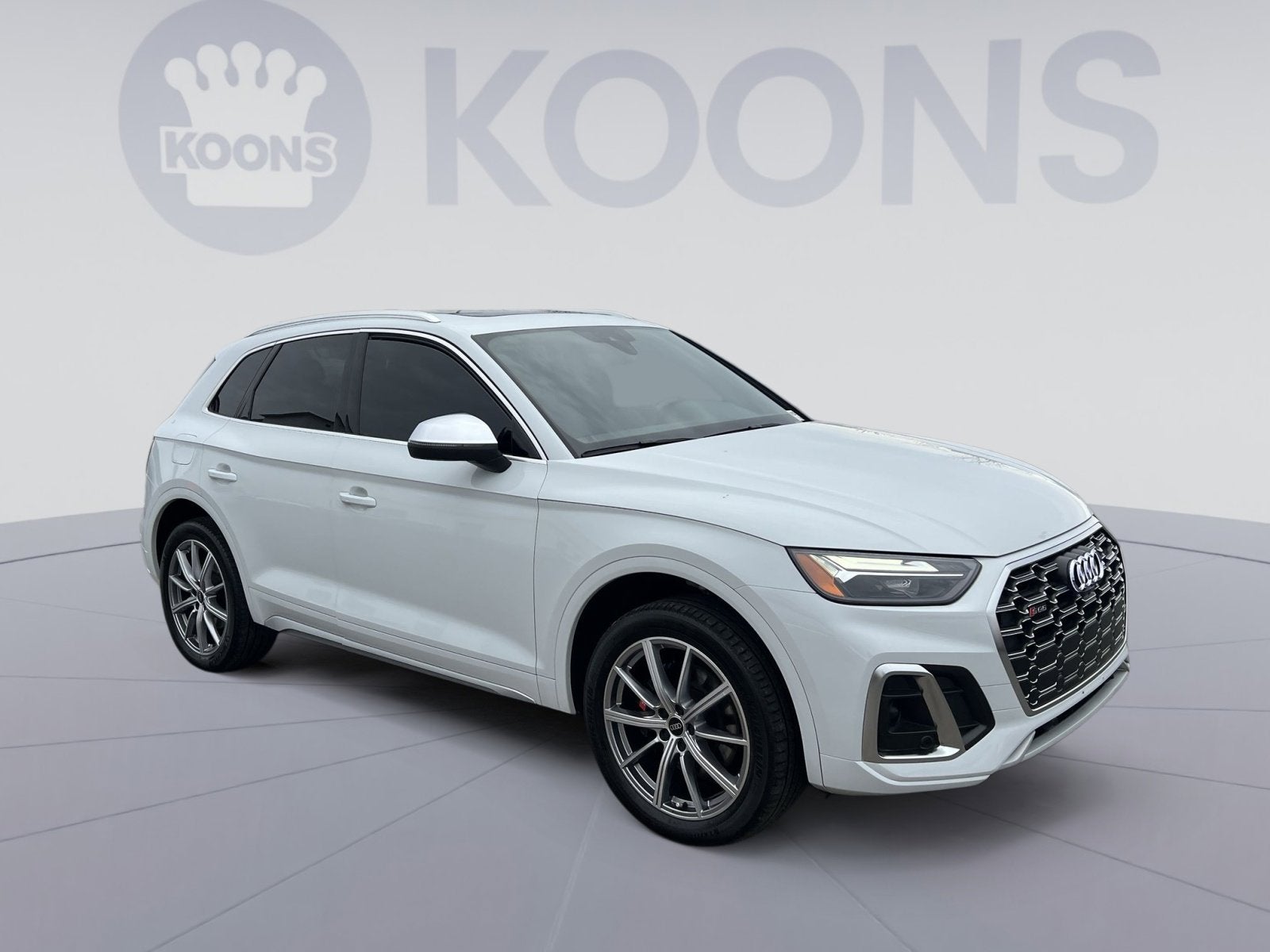 2023 Audi SQ5 Premium Plus