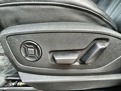 2024 Audi Q8 Sportback e-tron Premium Plus