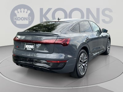 2024 Audi Q8 Sportback e-tron Prestige