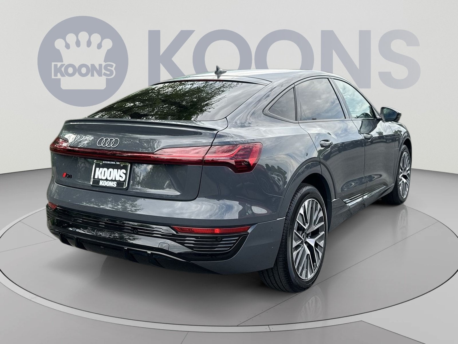 2024 Audi Q8 Sportback e-tron Prestige