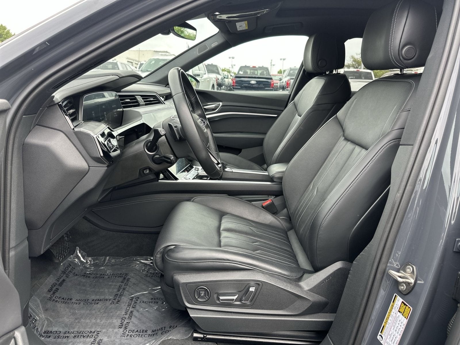 2024 Audi Q8 Sportback e-tron Prestige