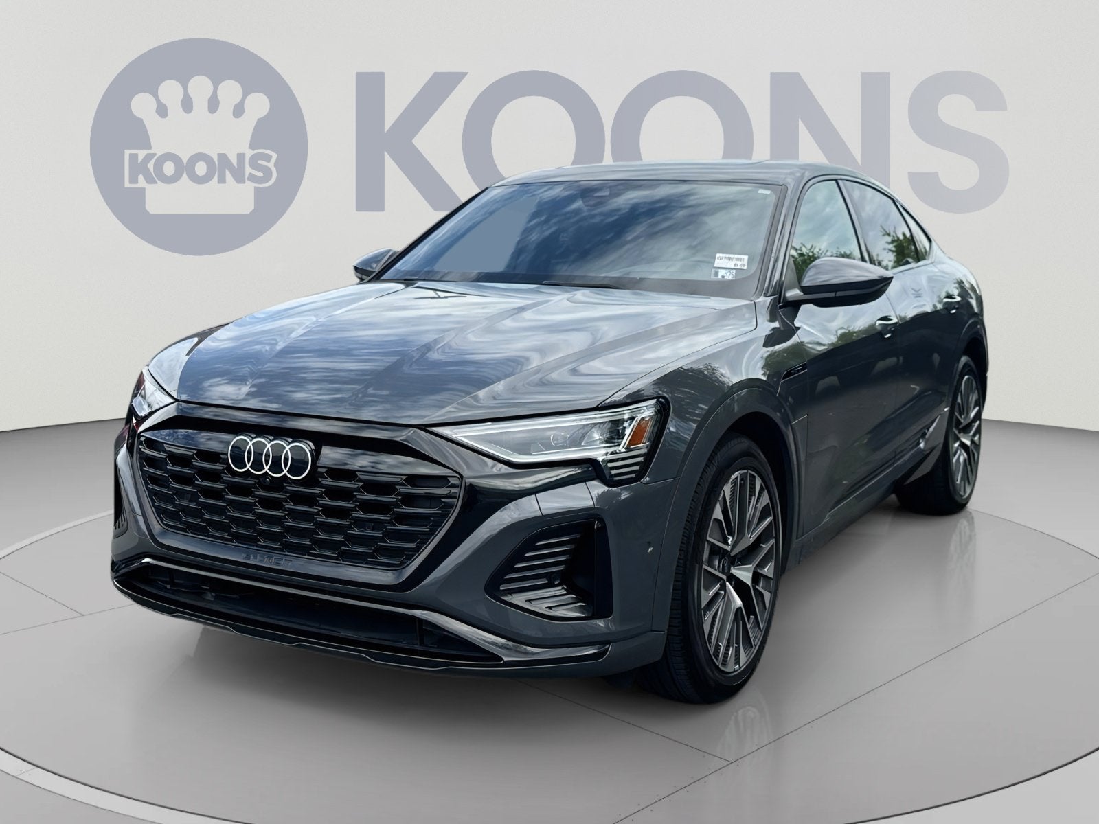 2024 Audi Q8 Sportback e-tron Prestige