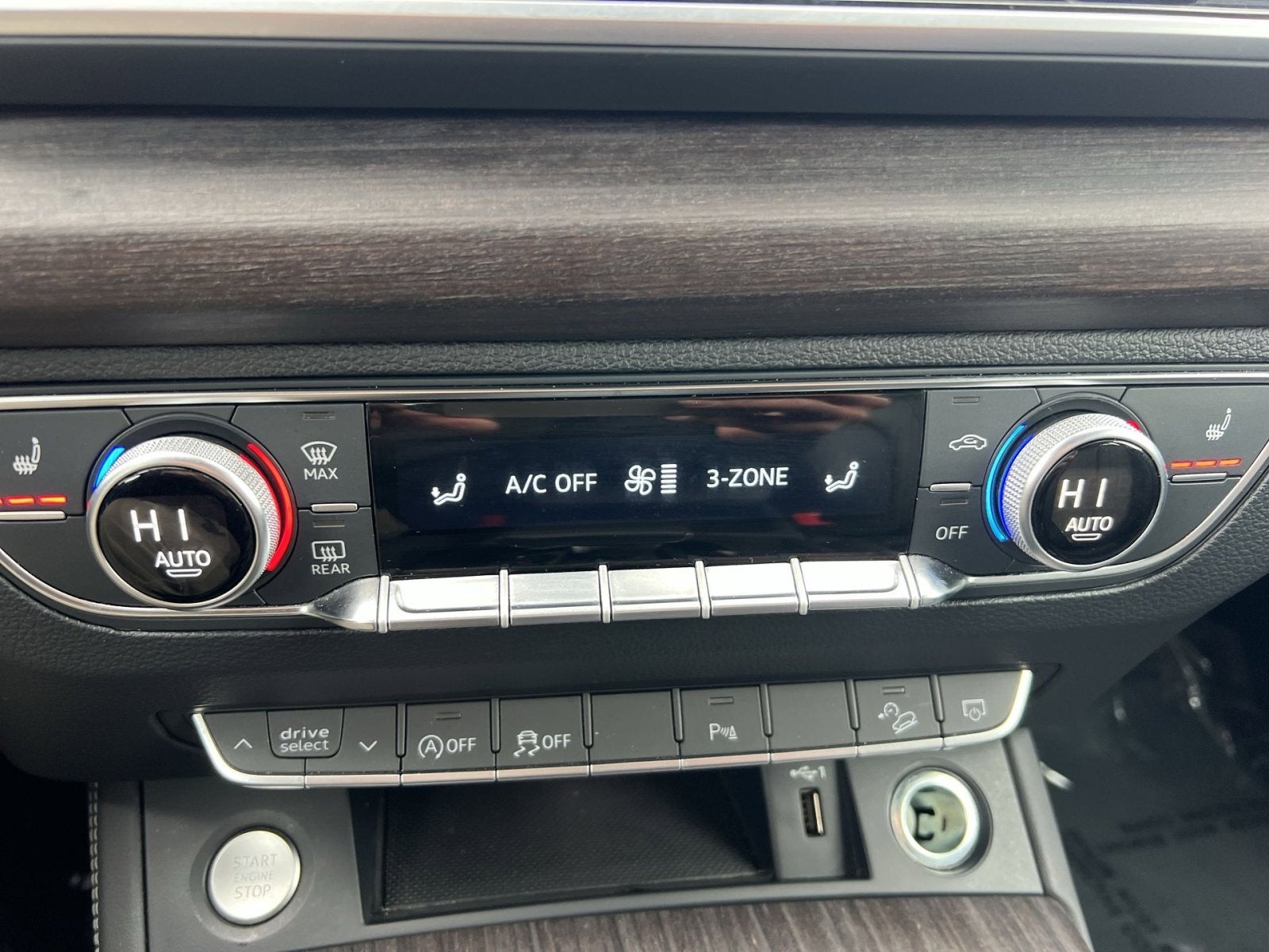 2024 Audi Q5 45 S line Premium