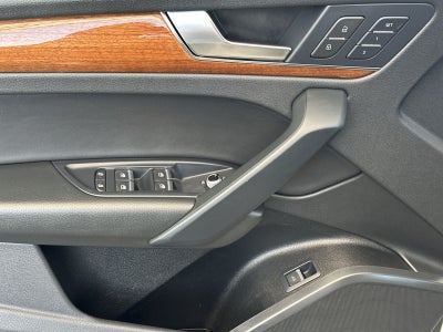 2023 Audi Q5 45 S line Premium