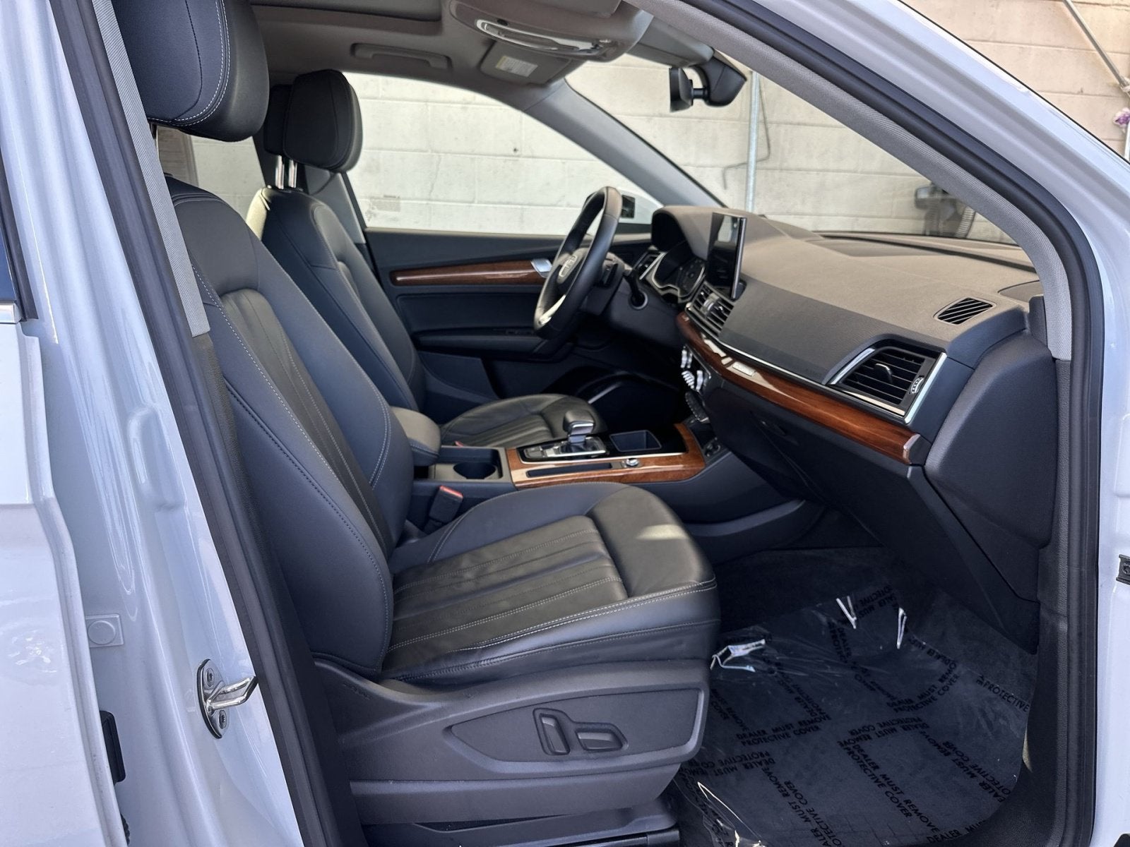 2023 Audi Q5 45 S line Premium