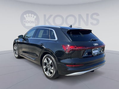 2022 Audi e-tron Premium Plus
