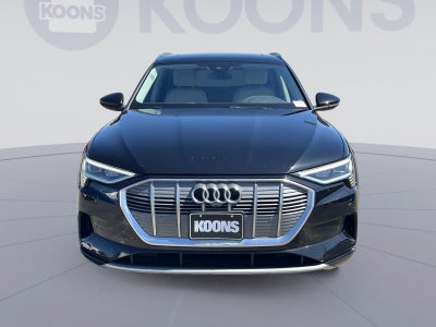 2022 Audi e-tron Premium Plus
