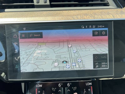 2022 Audi e-tron Premium Plus