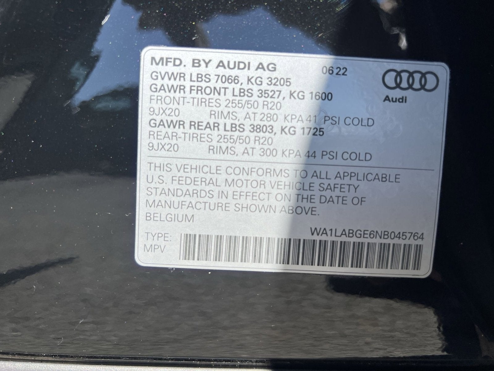 2022 Audi e-tron Premium Plus