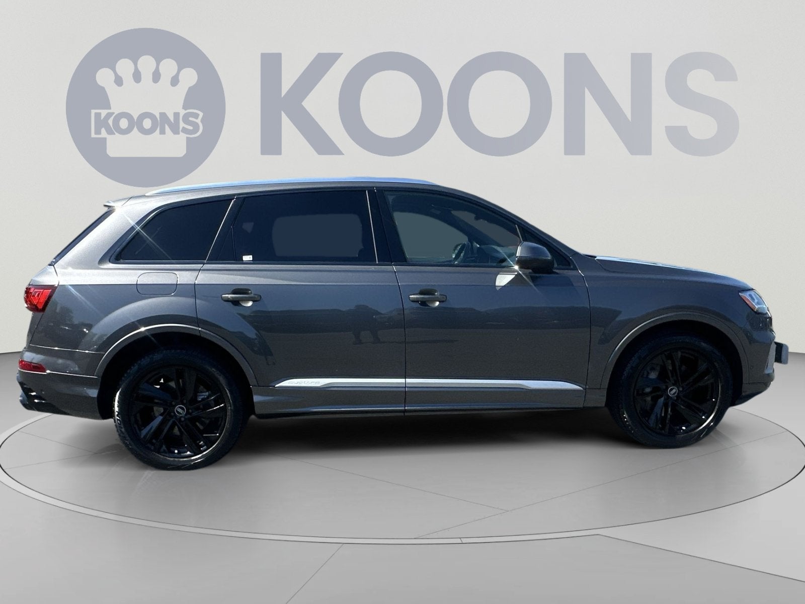 2021 Audi Q7 45 Premium Plus