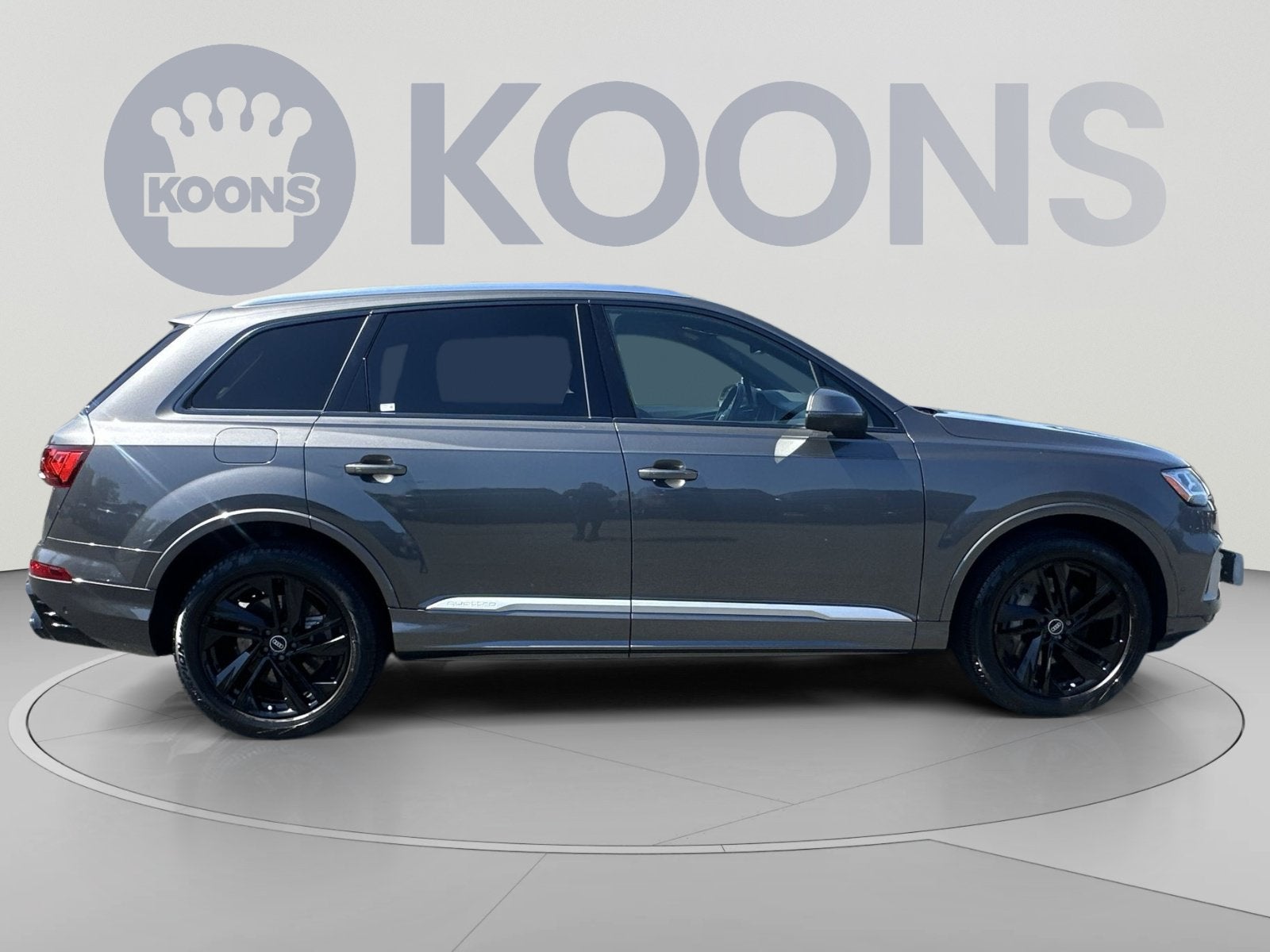 2021 Audi Q7 45 Premium Plus