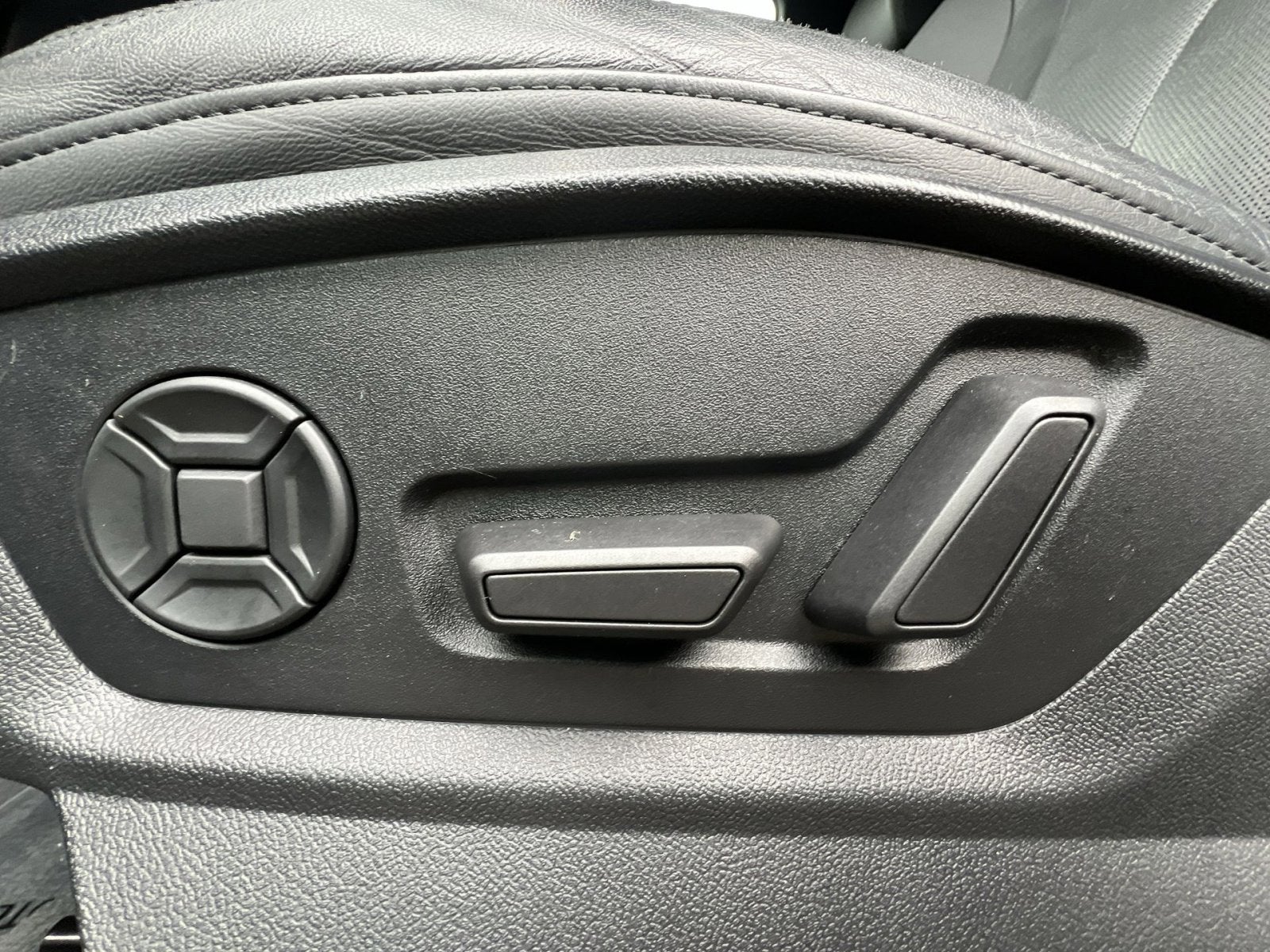 2021 Audi Q7 55 Premium Plus