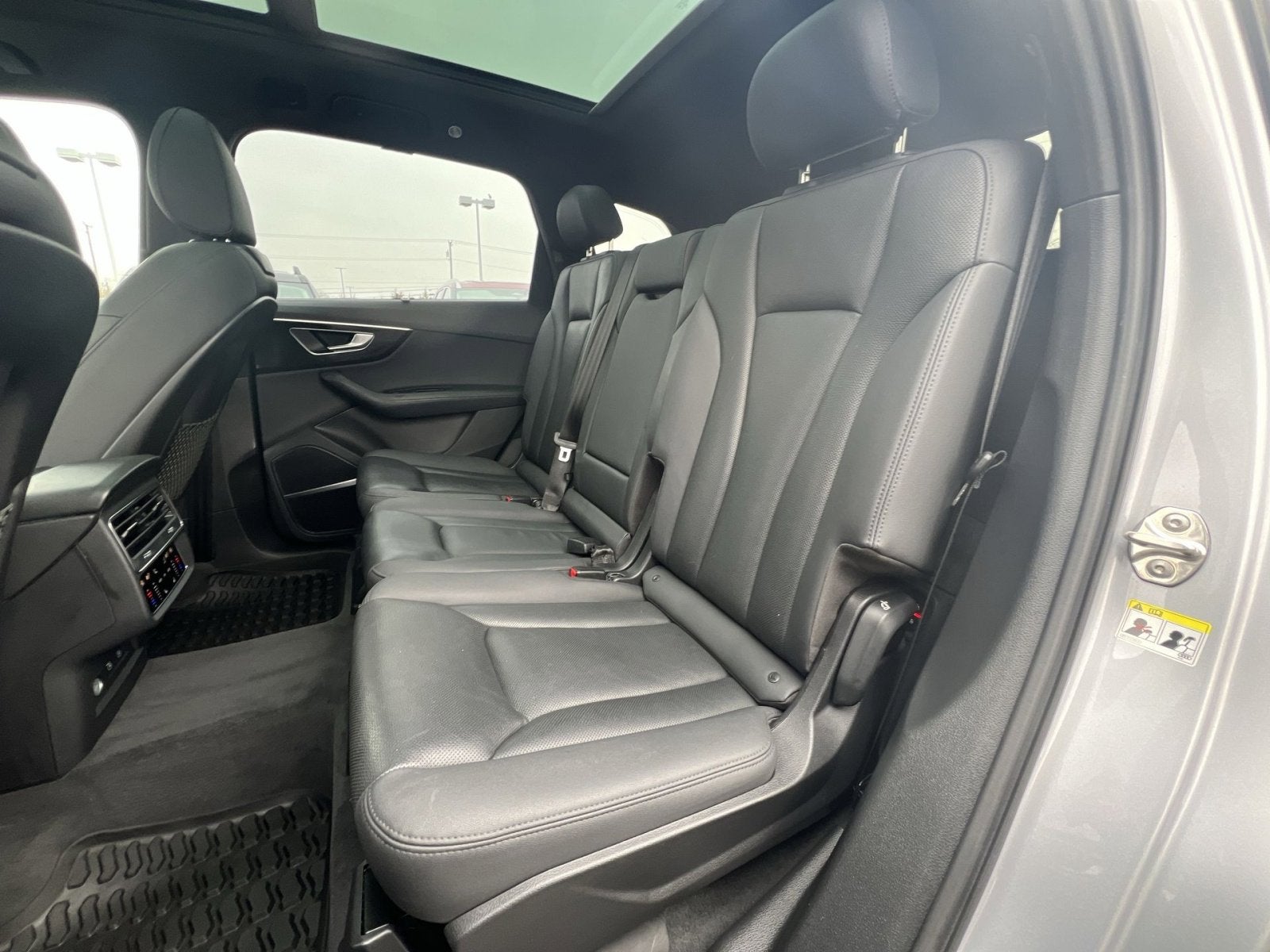 2021 Audi Q7 55 Premium Plus