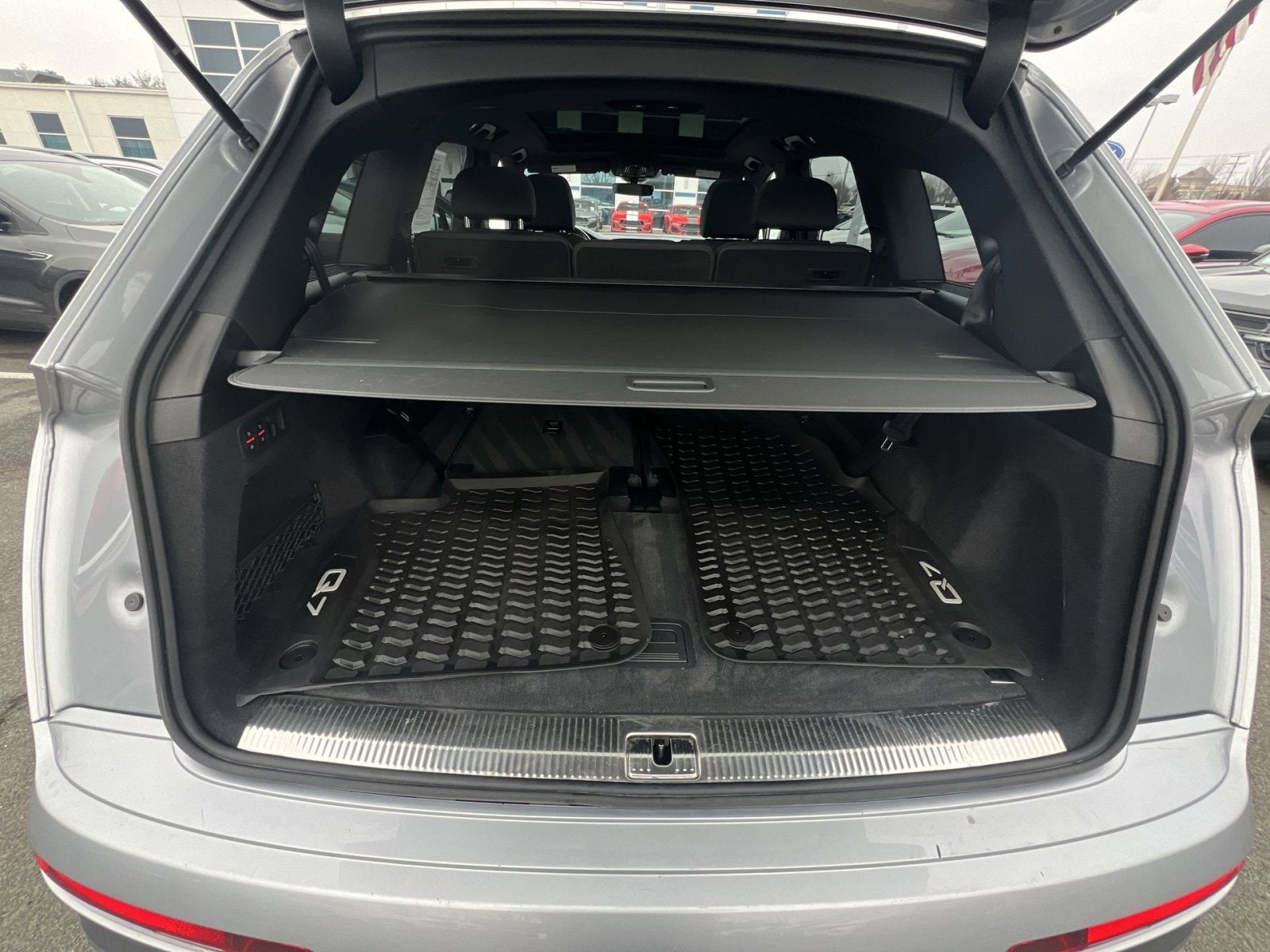 2021 Audi Q7 55 Premium Plus