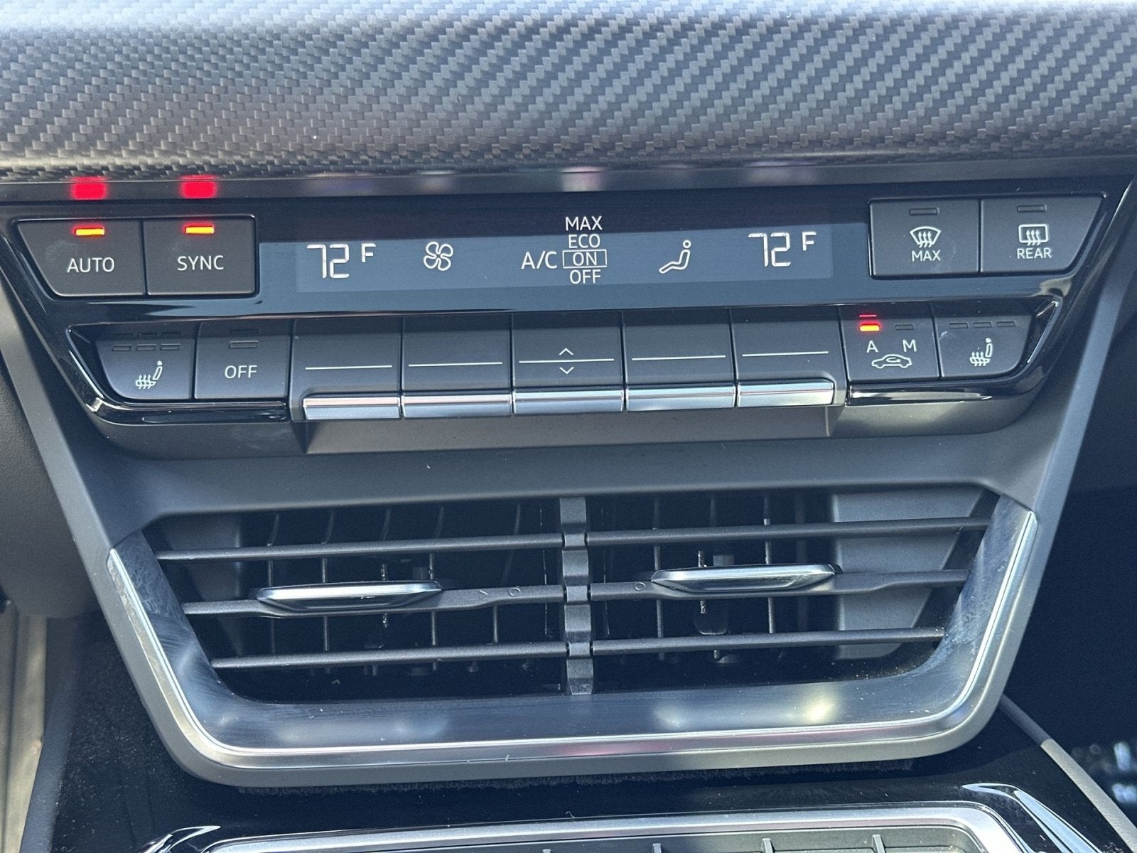 2024 Audi e-tron GT Premium Plus