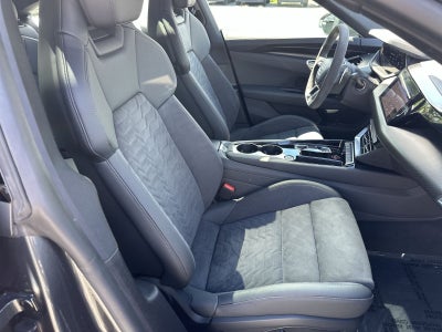 2024 Audi e-tron GT Premium Plus