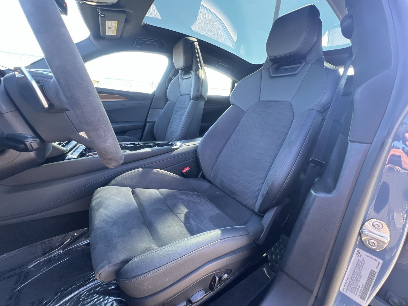 2023 Audi e-tron GT Premium Plus