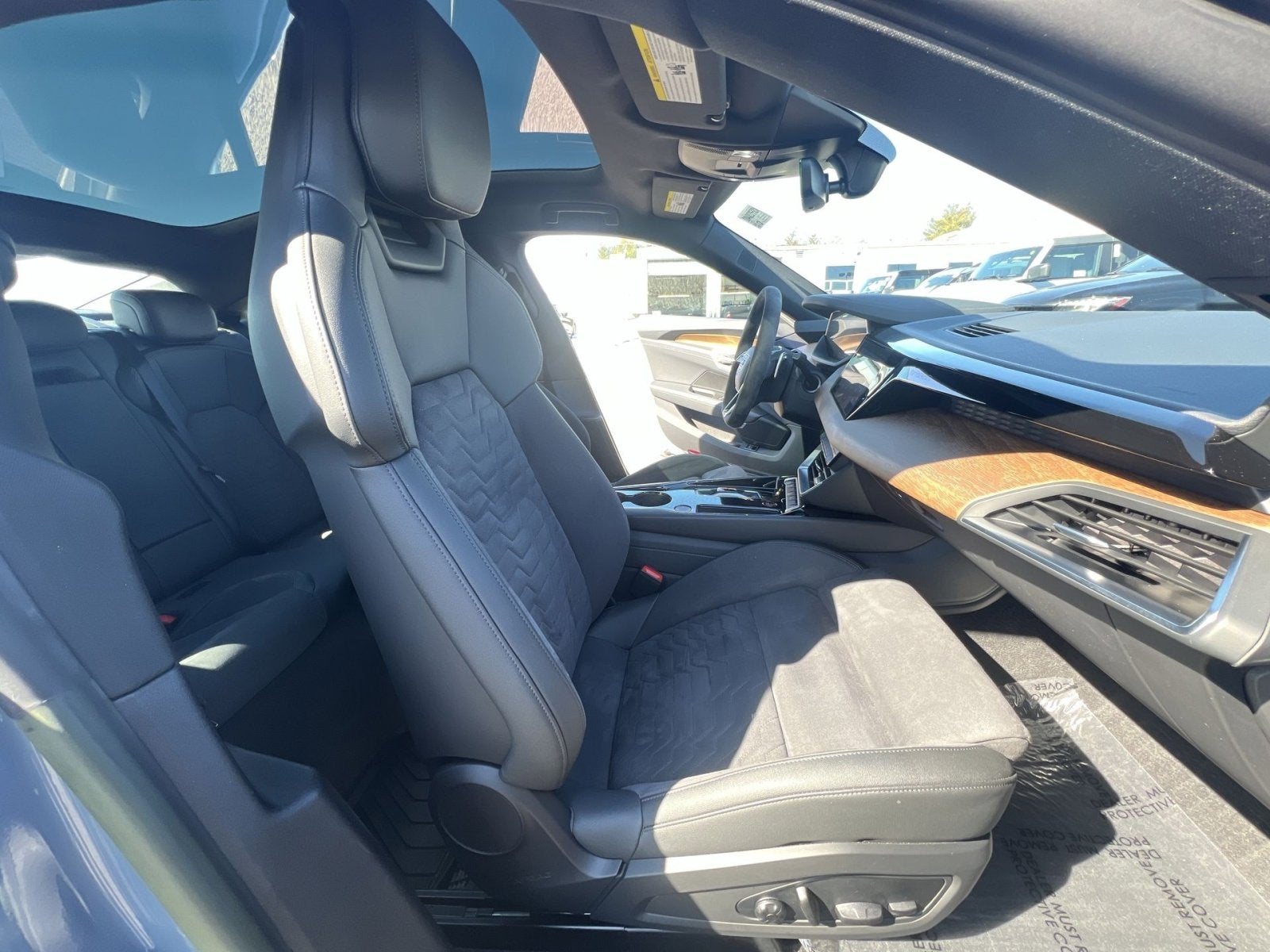 2023 Audi e-tron GT Premium Plus