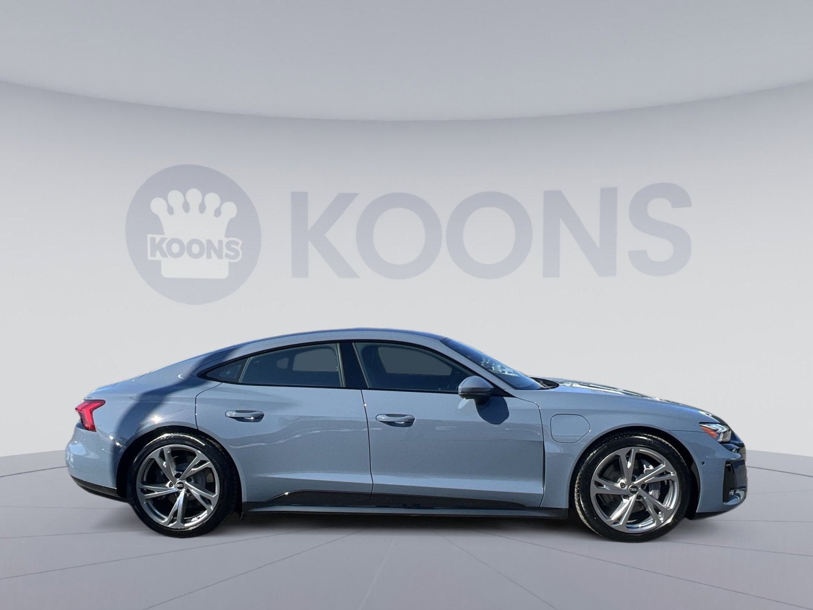 2023 Audi e-tron GT Premium Plus