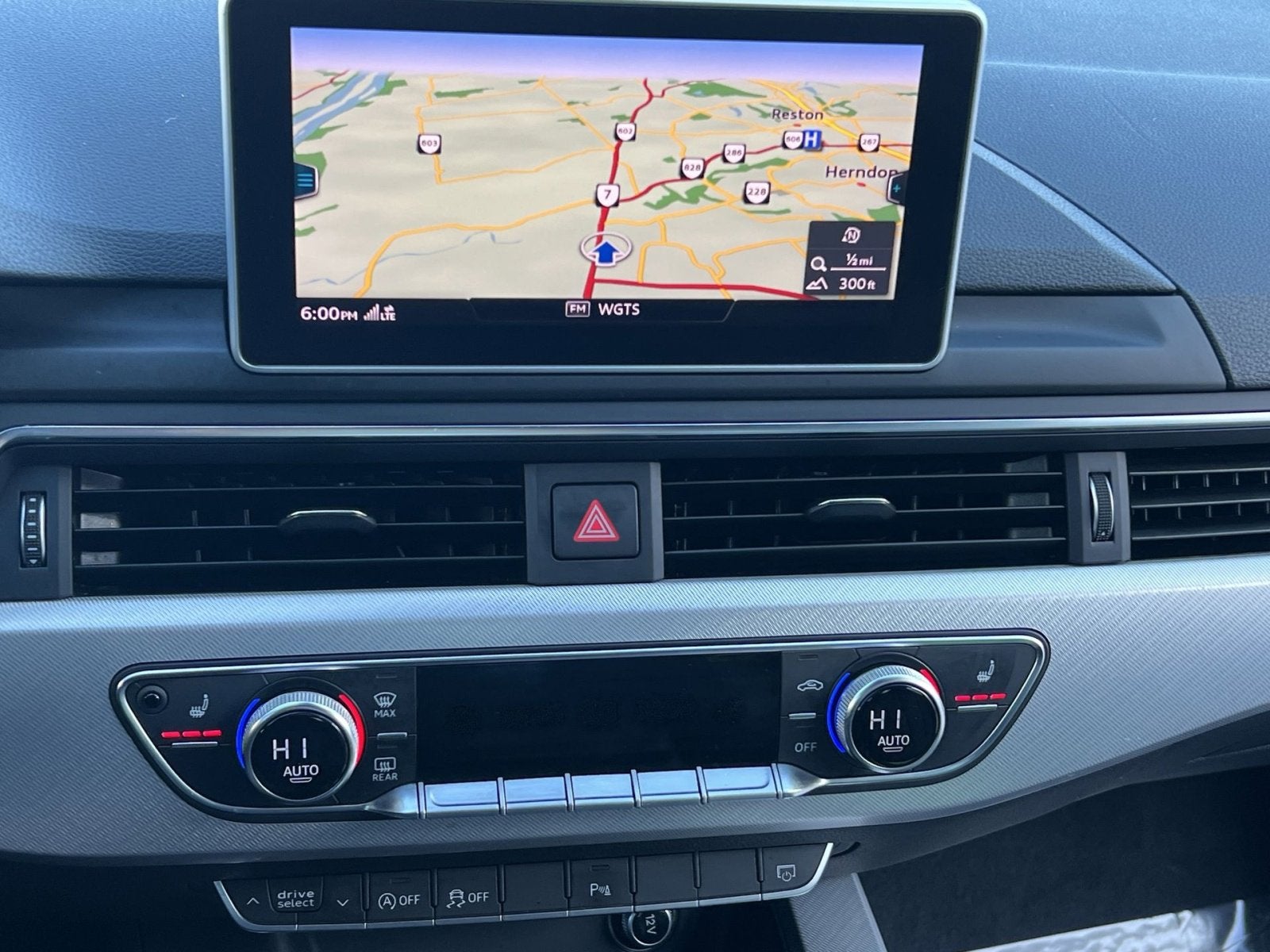 2017 Audi A4 2.0T Prestige