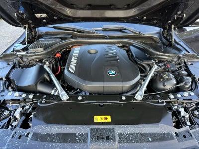 2025 BMW 5 Series 550e xDrive