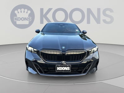 2025 BMW 5 Series 550e xDrive