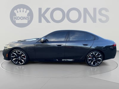 2025 BMW 5 Series 550e xDrive