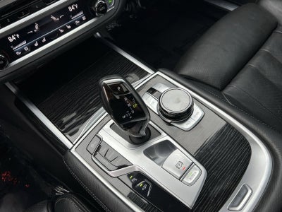 2019 BMW 7 Series 740i xDrive