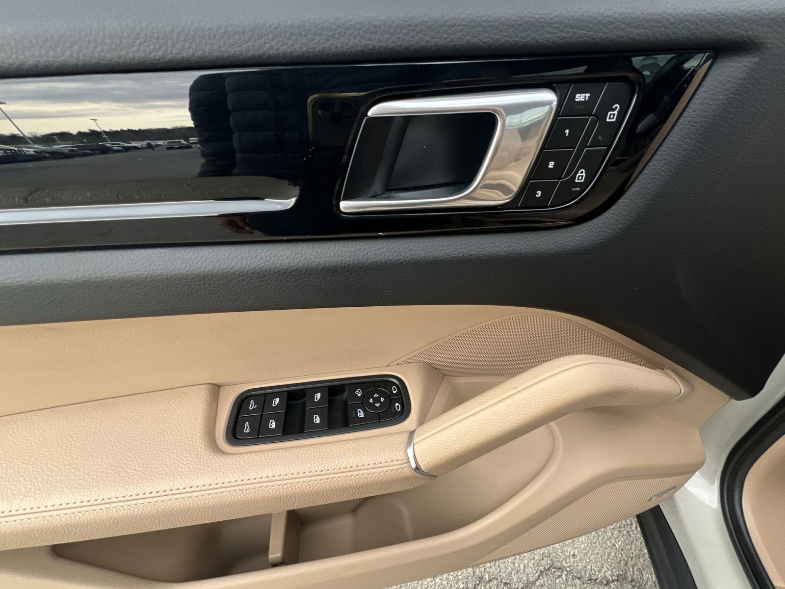 2023 Porsche Cayenne Base