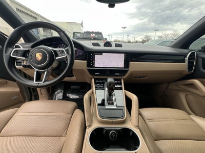 2023 Porsche Cayenne Base