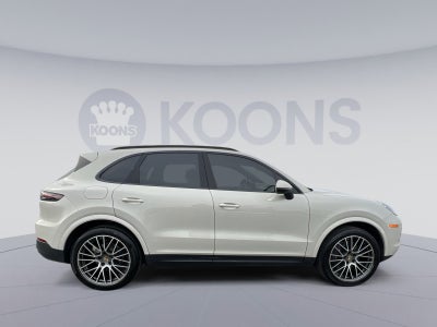 2023 Porsche Cayenne Base
