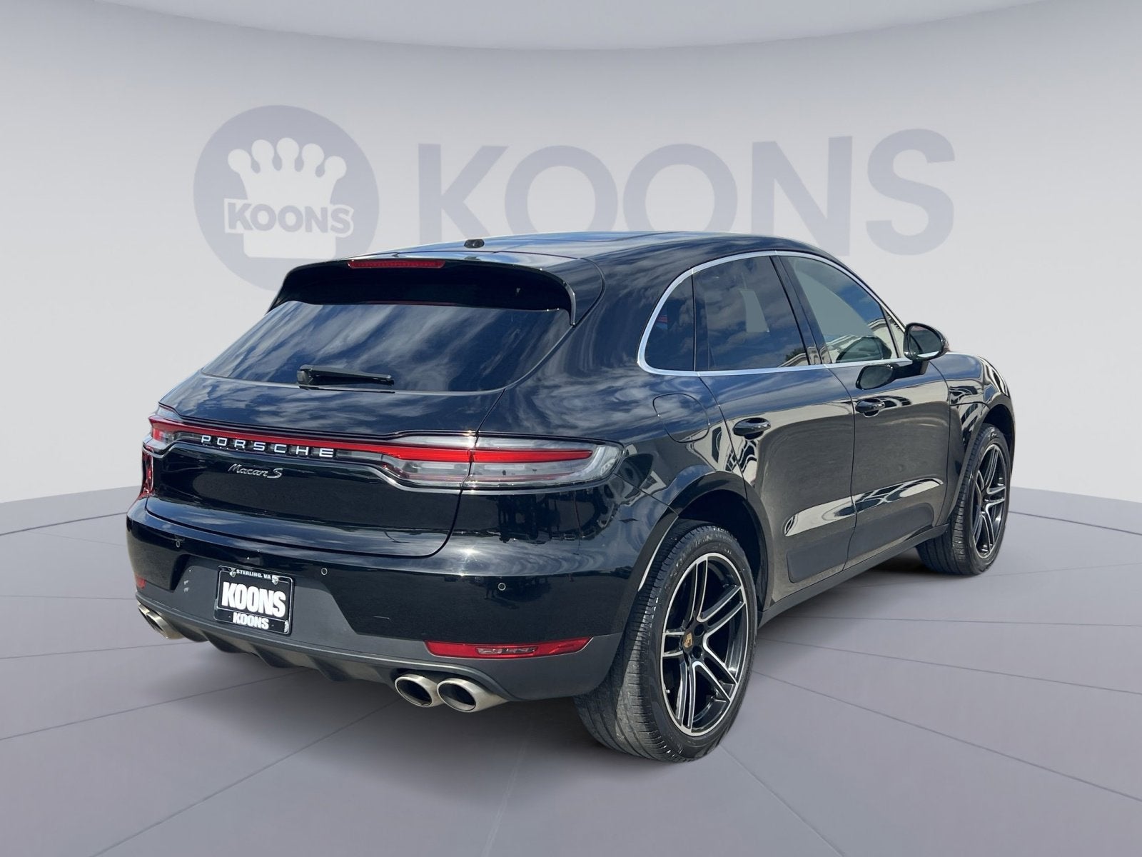 2021 Porsche Macan S - Photo 16