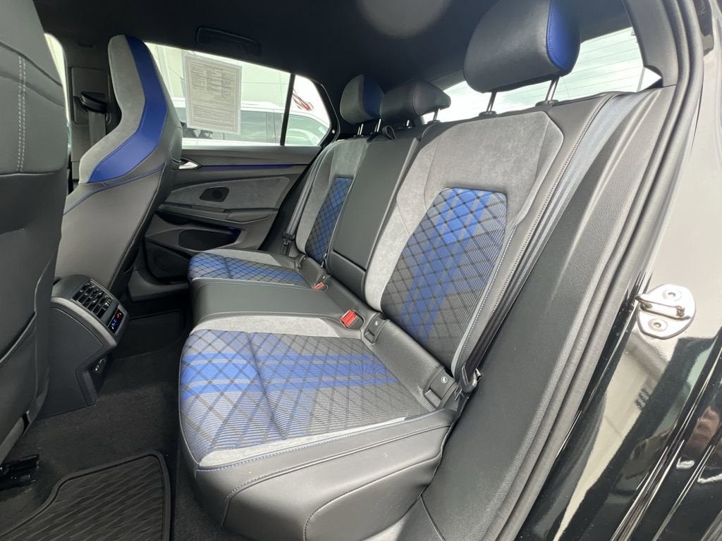 2025 Volkswagen Golf R 2.0T