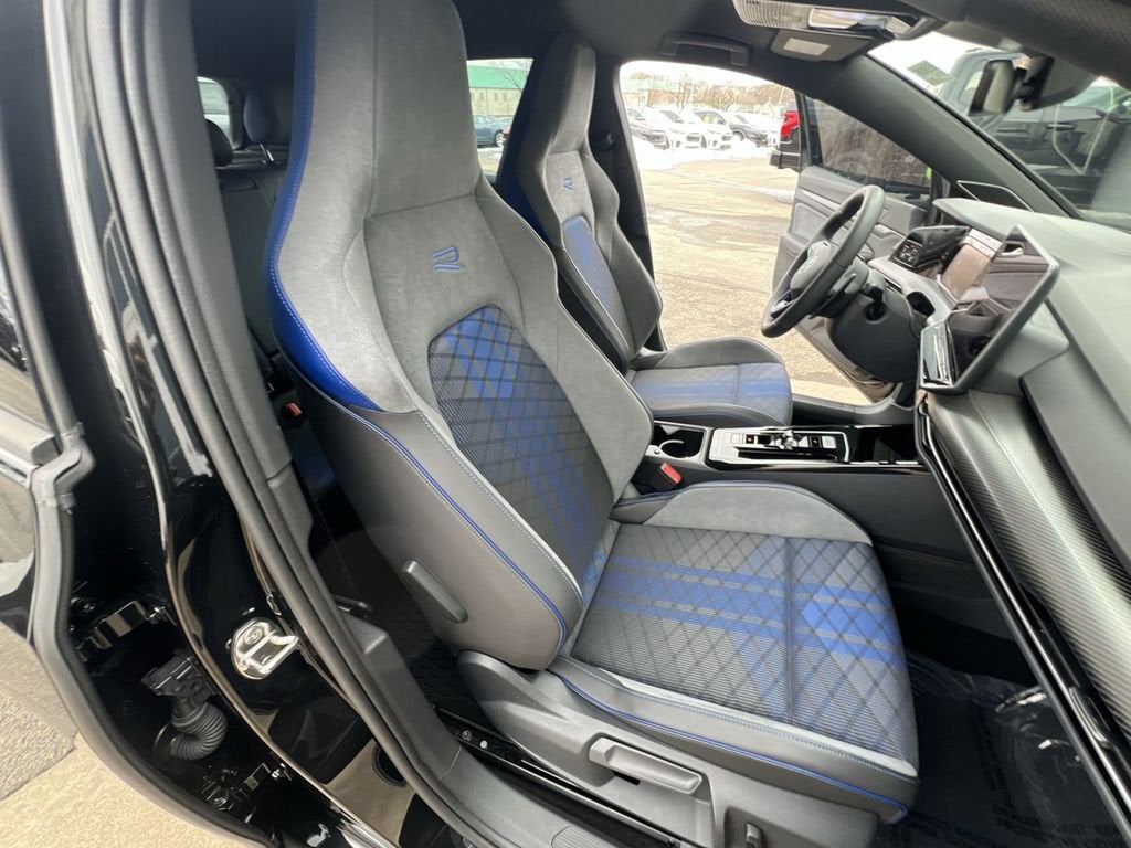 2025 Volkswagen Golf R 2.0T