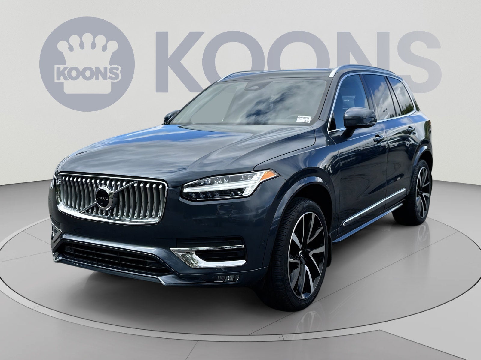 2023 Volvo XC90 Plus