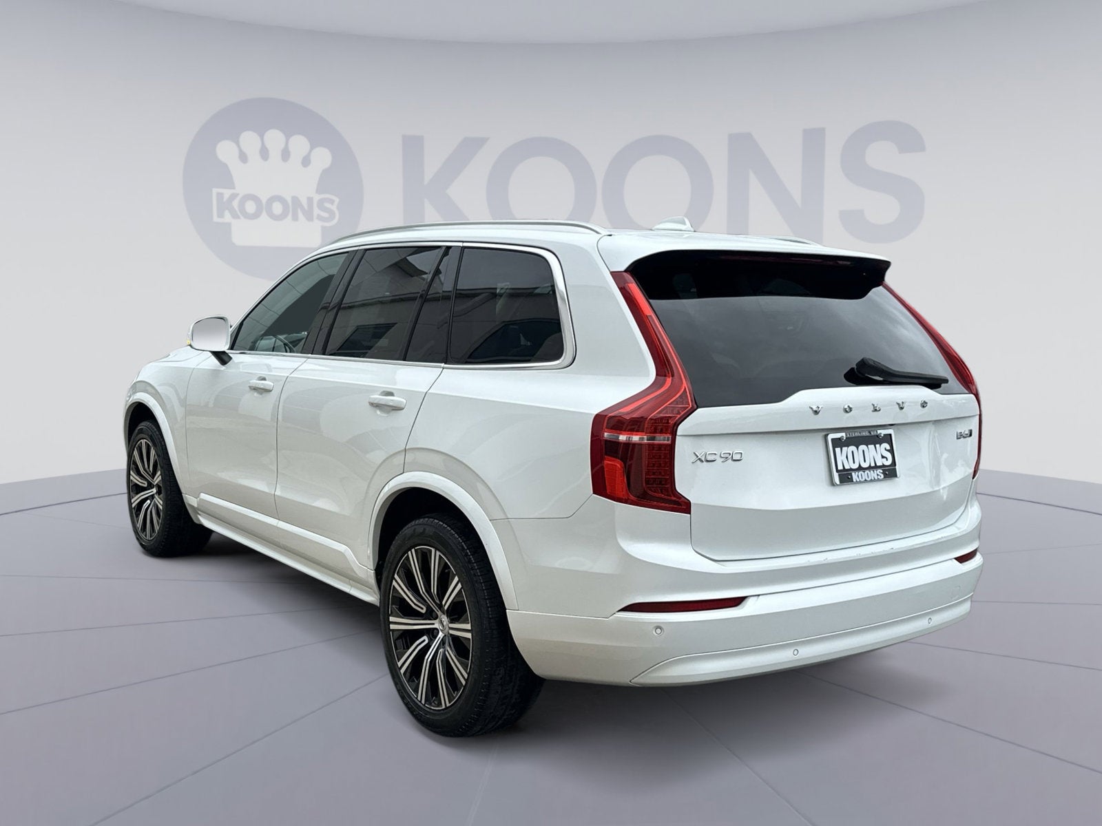 2023 Volvo XC90 B6 Core