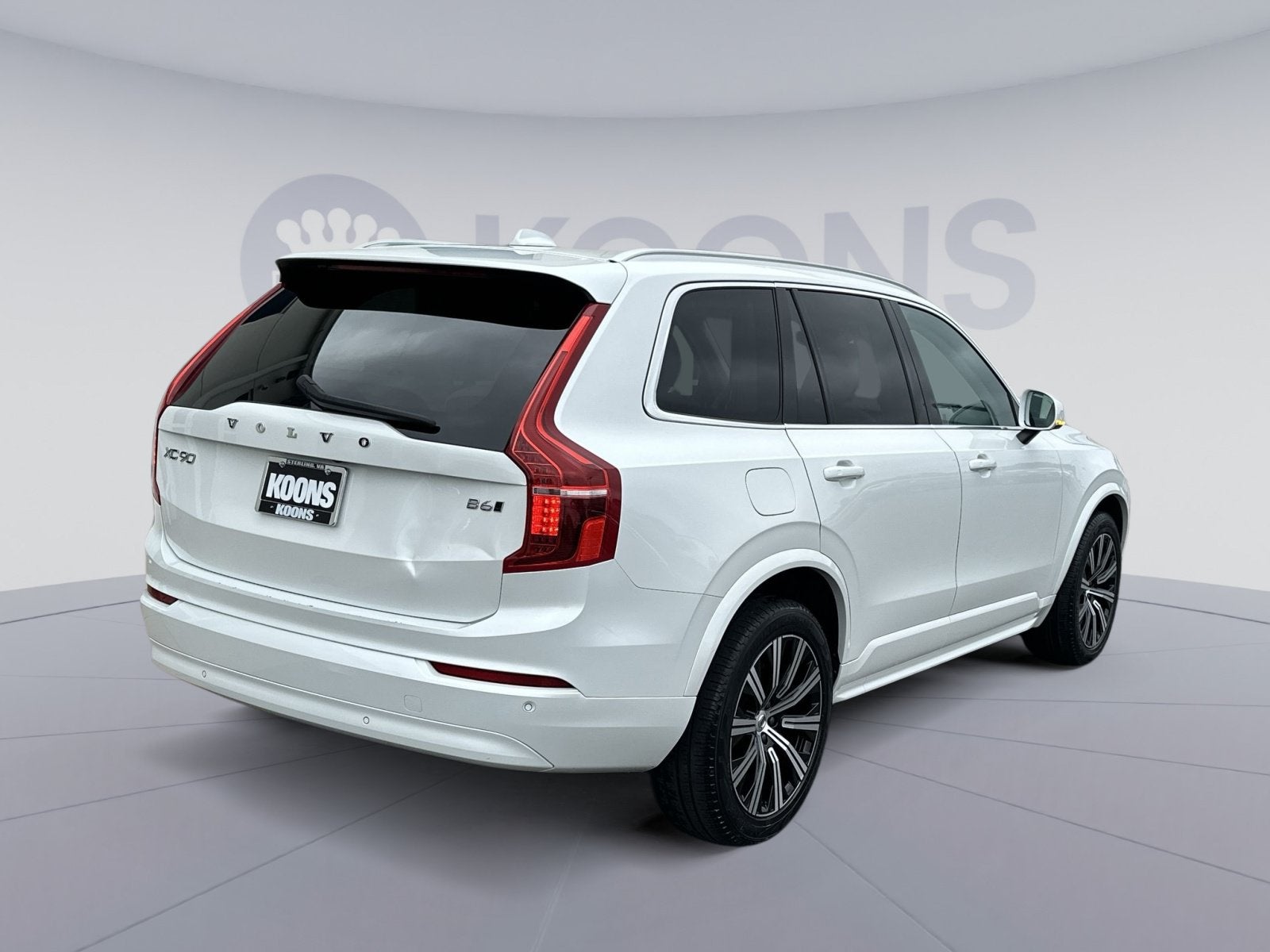 2023 Volvo XC90 B6 Core