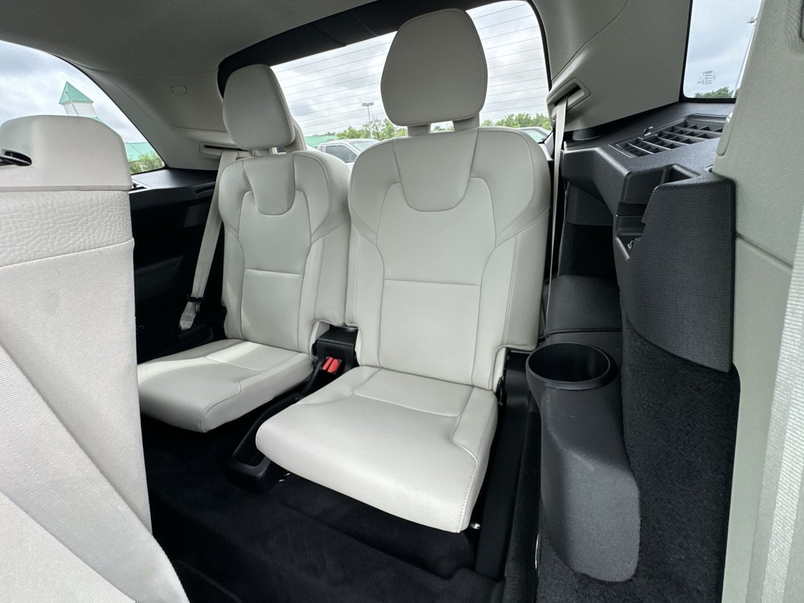 2023 Volvo XC90 B6 Core