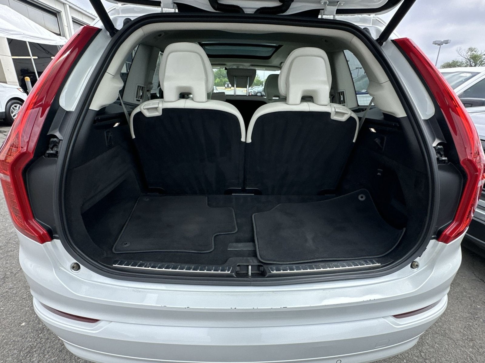 2023 Volvo XC90 B6 Core