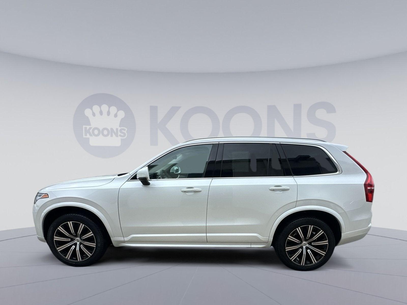 2023 Volvo XC90 B6 Core